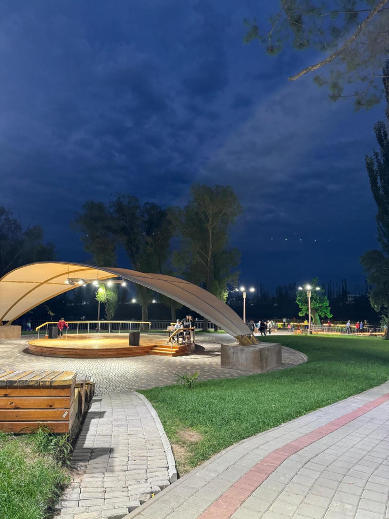 Алые Паруса Hotel Cholpon-Ata Bagian luar foto