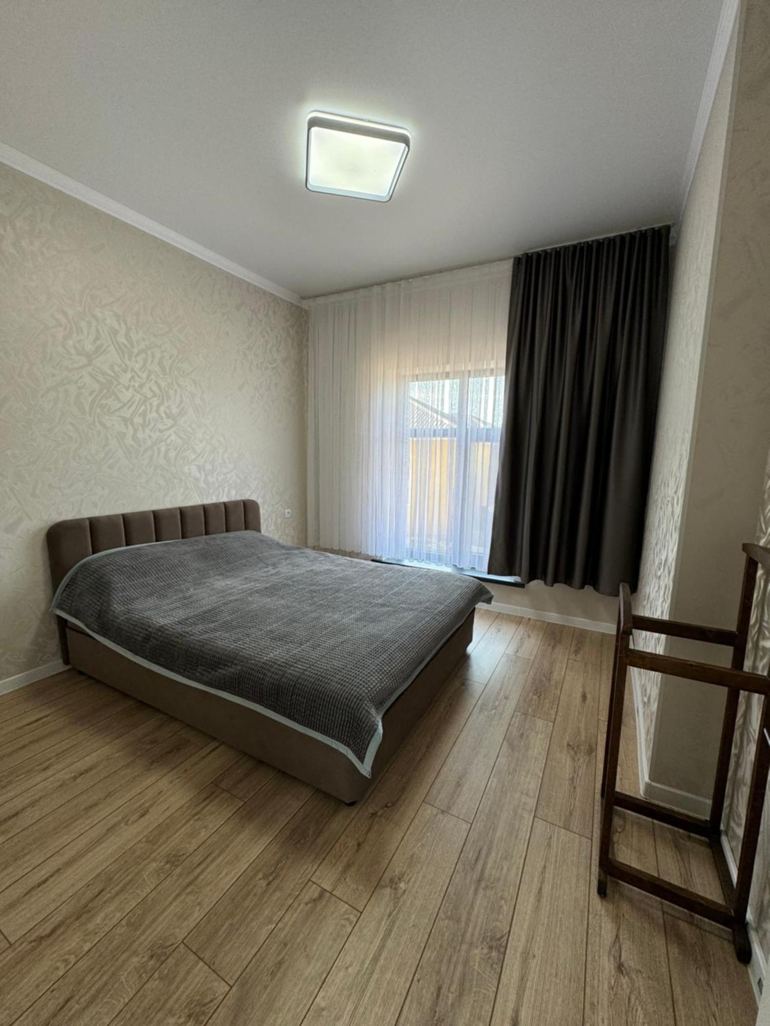 Алые Паруса Hotel Cholpon-Ata Bagian luar foto