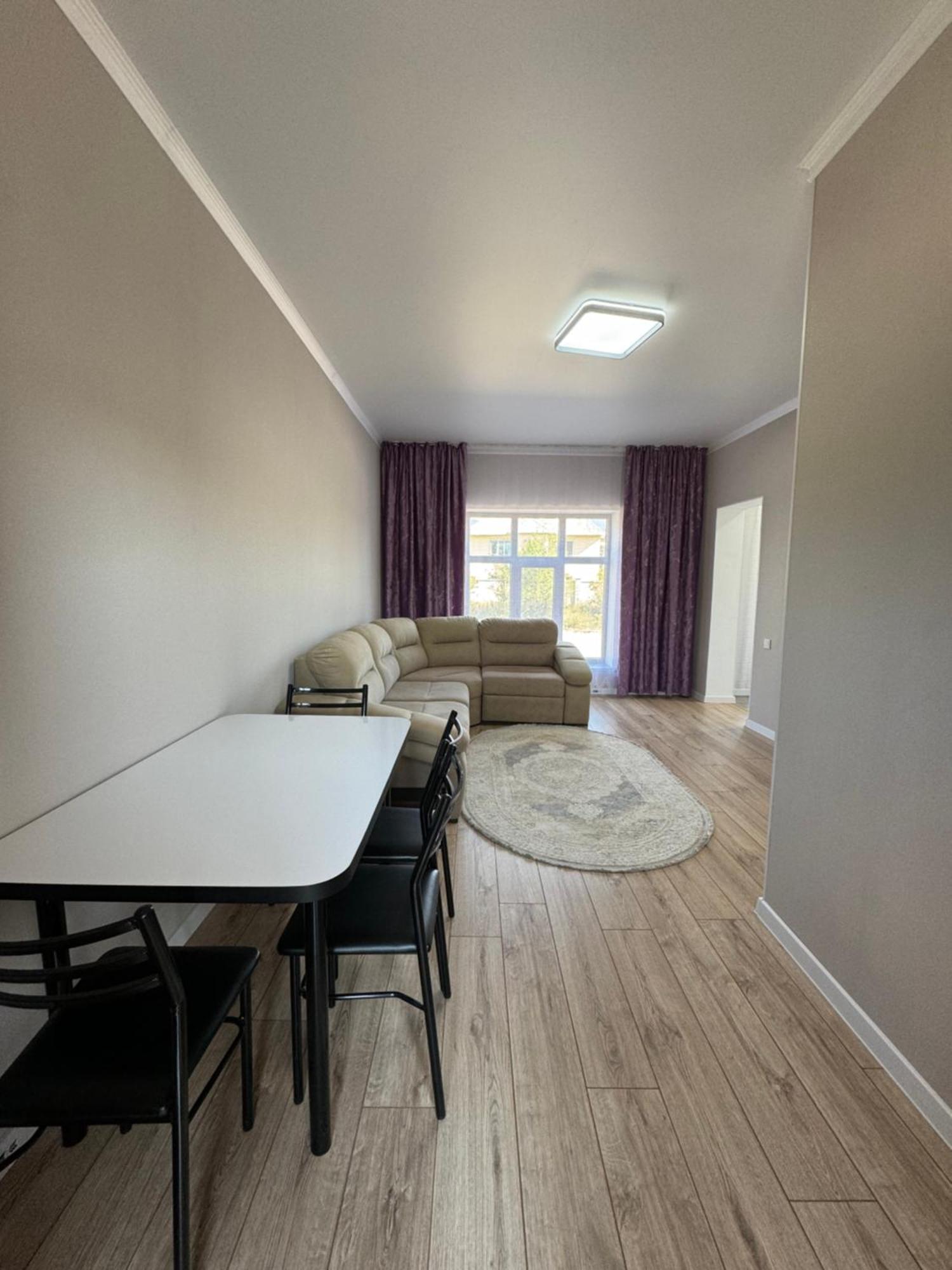 Алые Паруса Hotel Cholpon-Ata Bagian luar foto